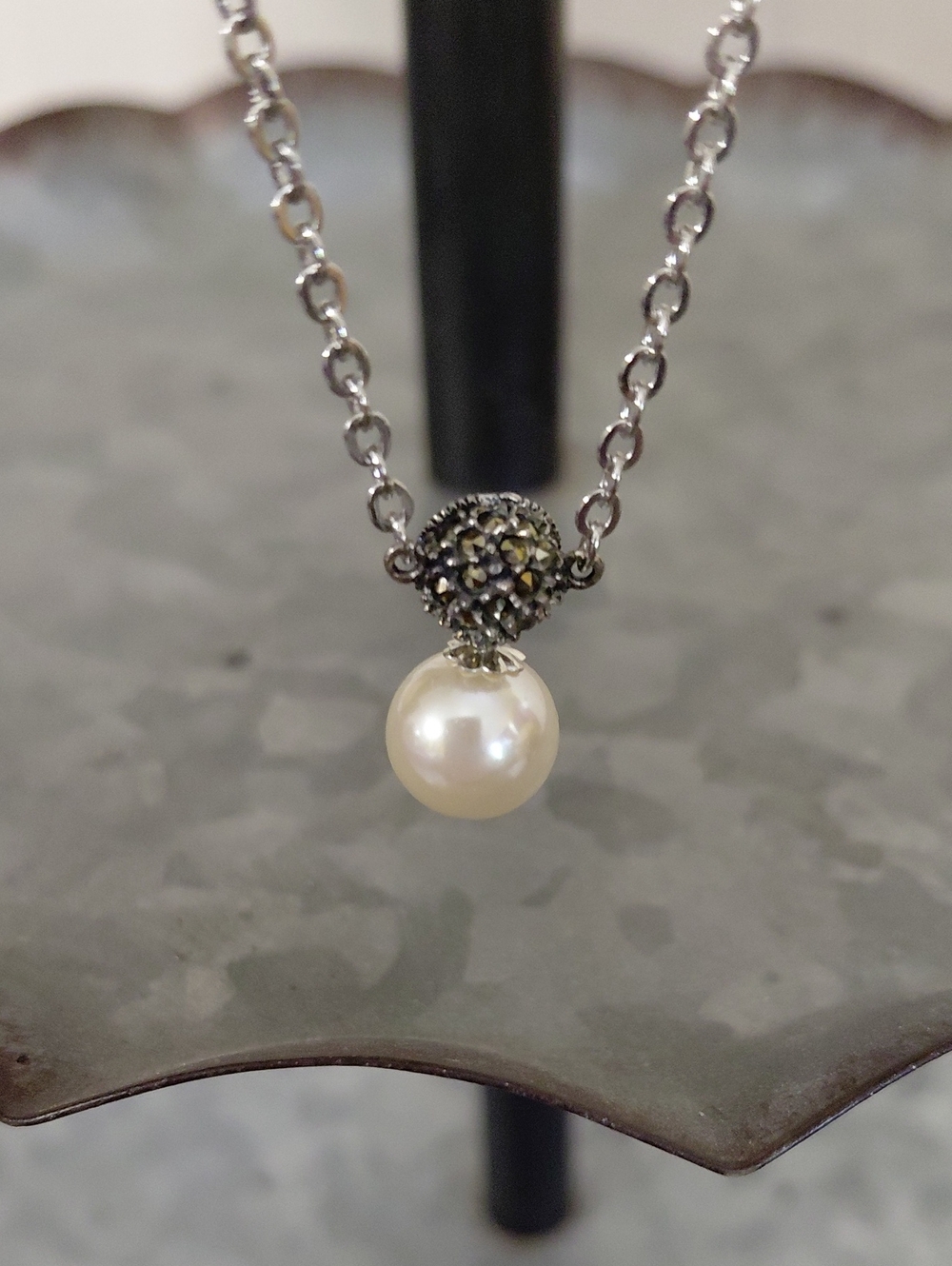 Elegant Pearl Drop Necklace in White and Silver